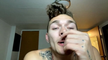 Itsmedaddy223  11-08-2021 video play dildo